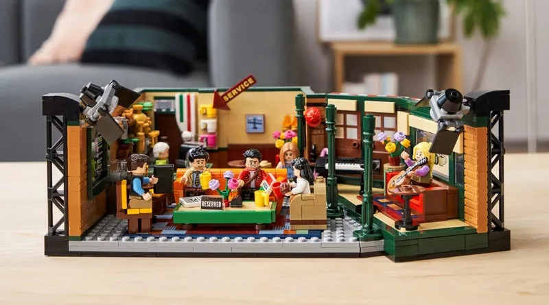 LEGO Ideas 21319 Friends Central Perk Stock Update Title 800X445